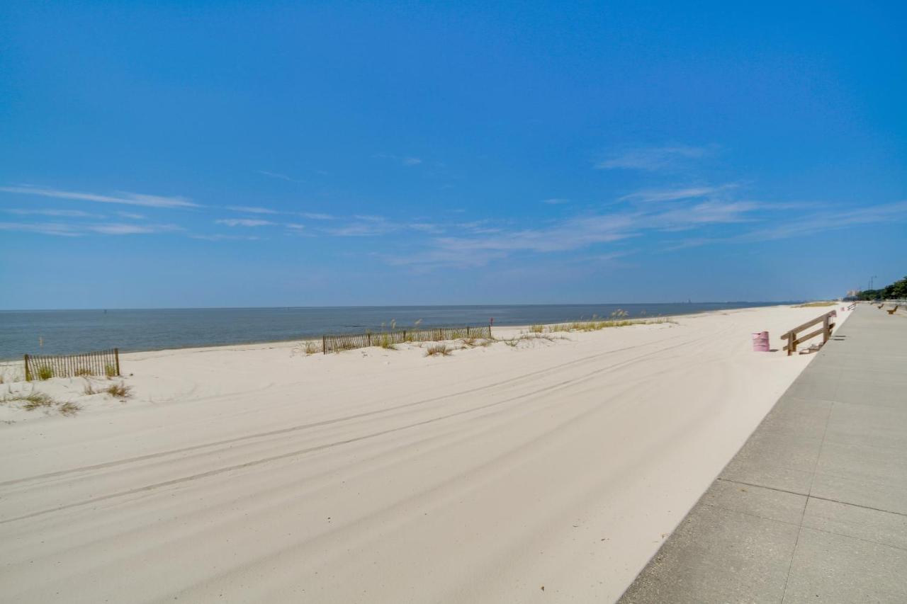 Beachfront Gulfport Vacation Rental With Balcony! Екстериор снимка
